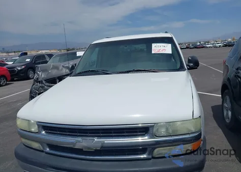 2003 Chevrolet Suburban 1500 Ls from USA, damaged, VIN 3GNEC16T73G241520